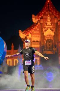 BIB: 141
                            <button type="button" onclick="openModal(22468587)" class="btn btn-primary btn-sm float-right btn-popup" data-toggle="modal" data-target=".modal-high-quality">
                        <i class="fas fa-shopping-cart"></i> Add to Cart
                    </button>
                                            <button type="button" onclick="isThisMe(22468587, true)" class="btn btn-success btn-sm float-right btn-popup btn-isme hidden" data-toggle="tooltip" data-placement="bottom" title="นี่คือรูปของคุณใช่ไหม คลิกที่นี่เพื่อเอาเข้าอัลบั้ม">
                        <i class="fas fa-plus"></i> Add to album
                    </button>
                    <button type="button" onclick="isThisMe(22468587, false)" class="btn btn-warning btn-sm float-right btn-popup btn-isnotme hidden">
                        <i class="fas fa-ban"></i> Remove from album
                    </button>